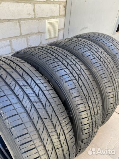 Bridgestone Dueler H/T 843 215/60 R17 96H