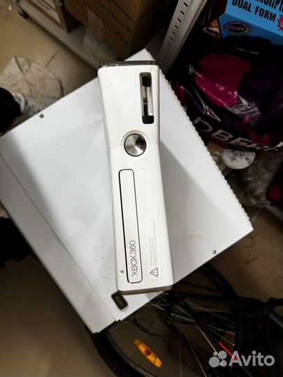Xbox 360 slim model 1439