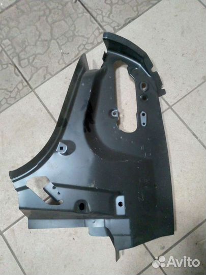 Панель фонаря правая Ford Focus II