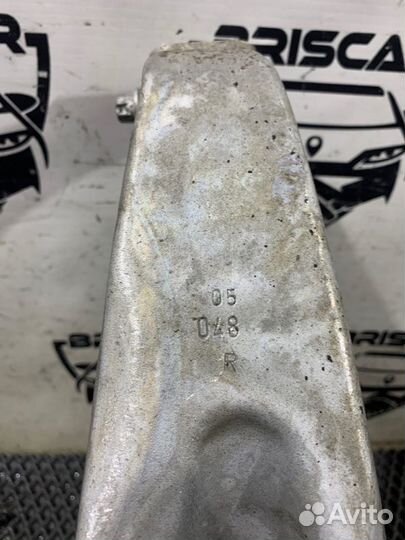 Кулак поворотный передний правый Bmw 7-Series F02