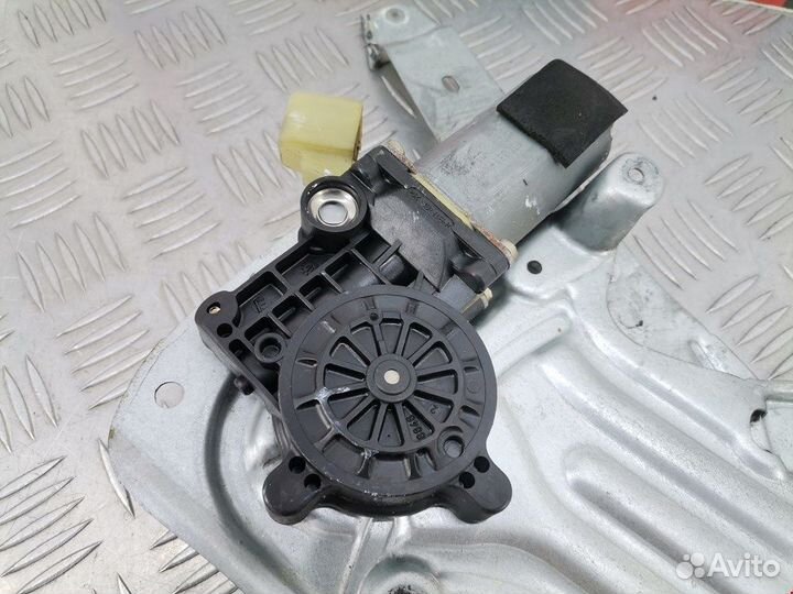 Стеклоподъемник для Volvo S60 1