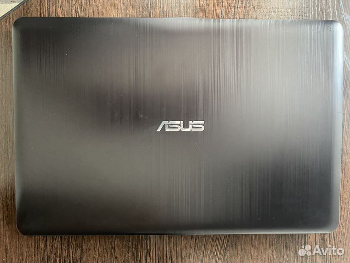 Ноутбук asus