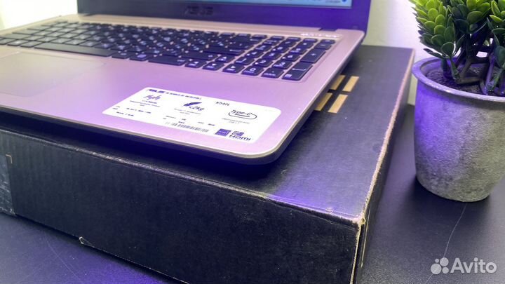 Игровой Ноутбук Asus i3-5005U/920M/6GB/15,6