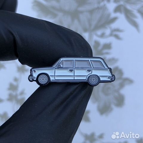 Ваз 2102 значок лимитированный 150 шт