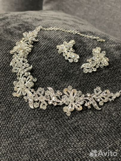 Колье и серьги (Свадебные украшения)