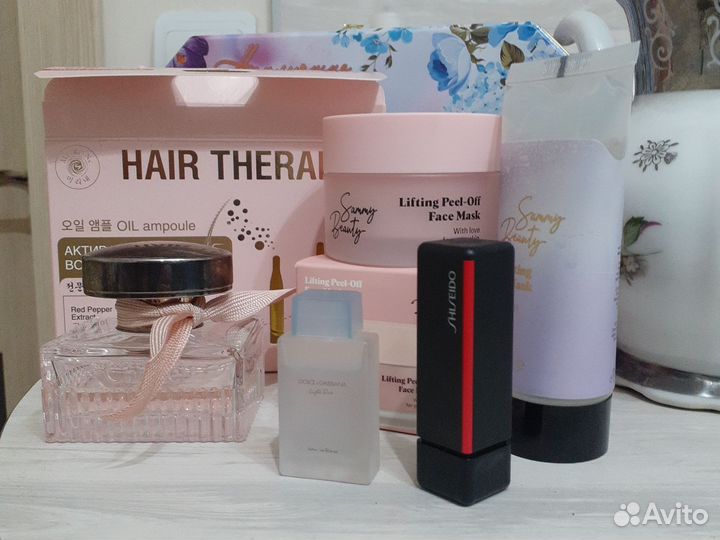 Косметика, духи, помада