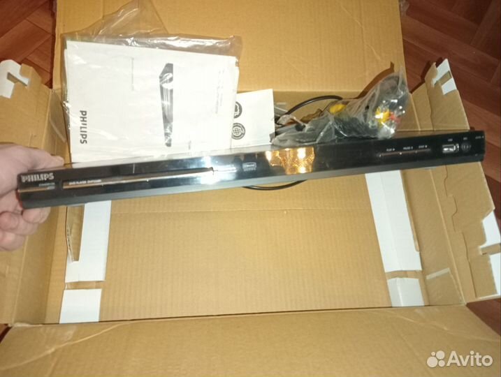 DVD плеер Philips с USB, подключение RCA только