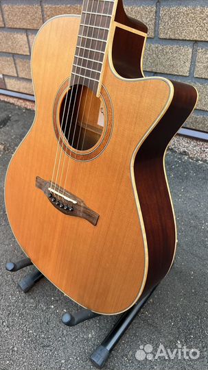 Гитара EKO массив Новая