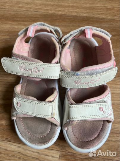 Сандалии для девочки