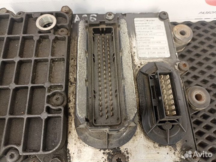 A0044467340 Блок управления двигателем