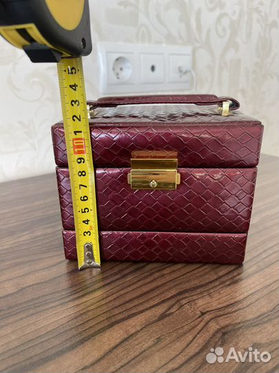 Шкатулка для украшений