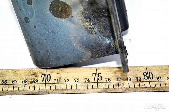 Кронштейн крыла, передний мост задний левый iveco