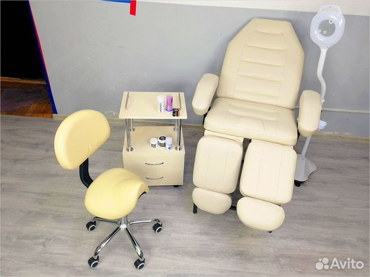 Педикюрное кресло