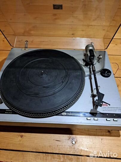 Проигрыватель винила Ария-102