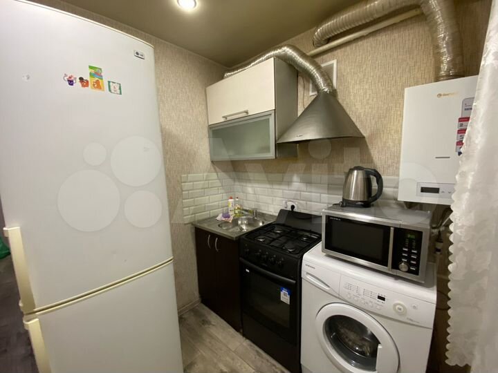 2-к. квартира, 54 м², 2/5 эт.