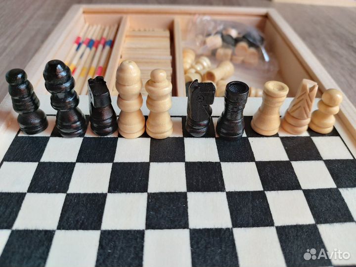 Игры 4 в 1 дерево