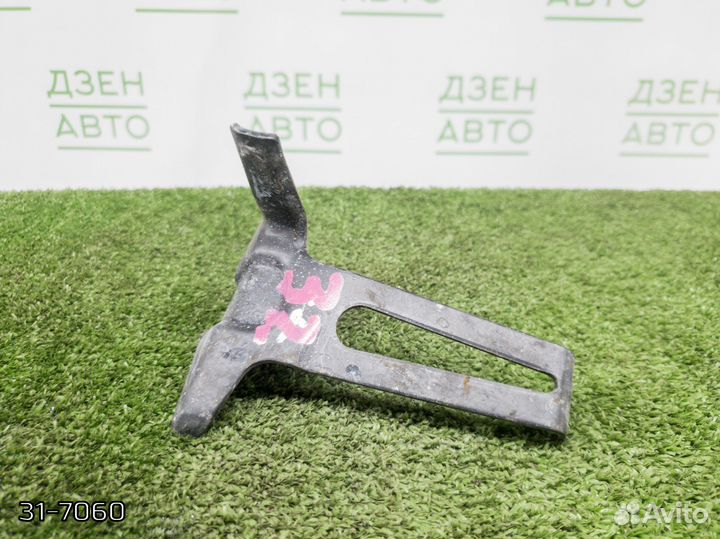 Кронштейн Audi Allroad