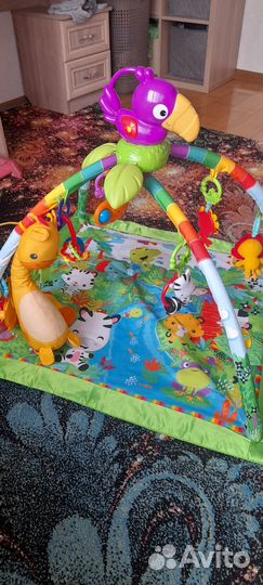 Развивающий коврик