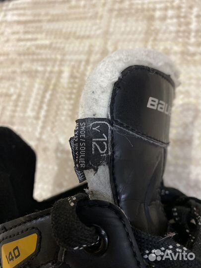 Коньки хоккейные