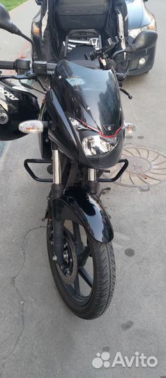 Bajaj pulsar 180