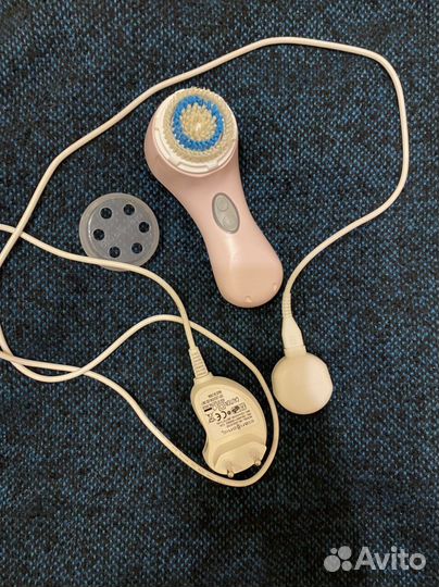 Аппарат для очищения кожи Clarisonic Mia 2