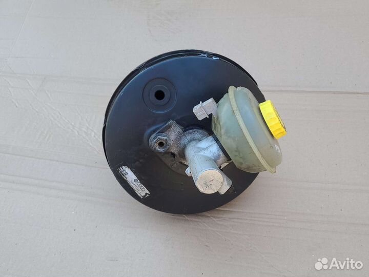 Вакуум тормозной Audi A4 B5 Volkswagen