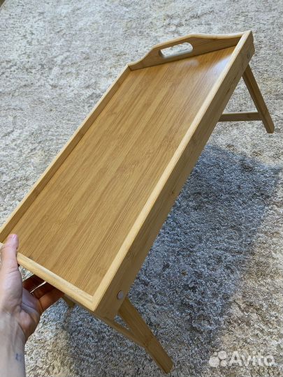 Поднос деревянный на ножках