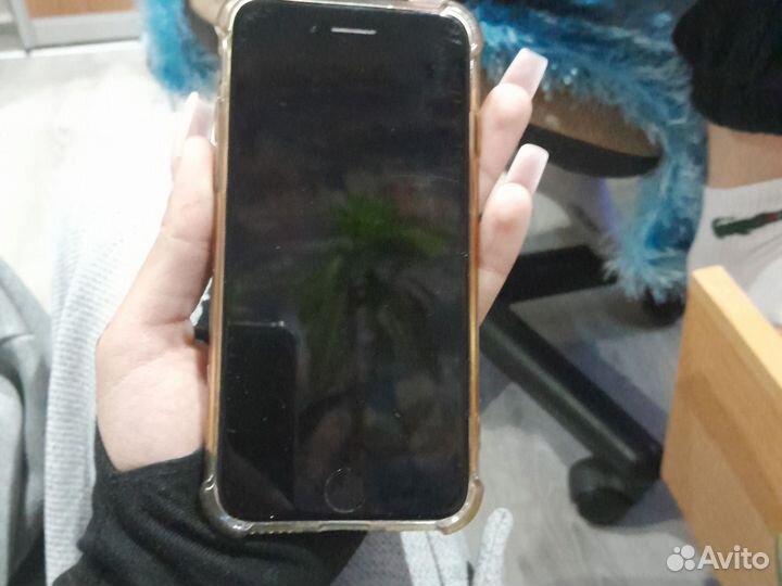 iPhone 7, 32 ГБ
