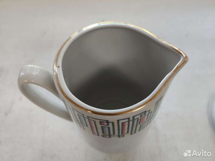 Фарфоровый молочник СССР