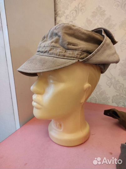 Шлем танкиста пилотки фляжка СССР