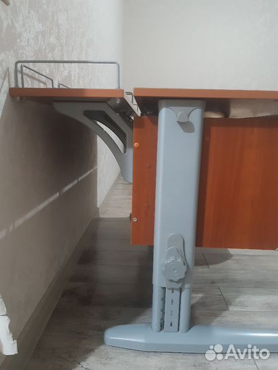 Письменный стол-парта