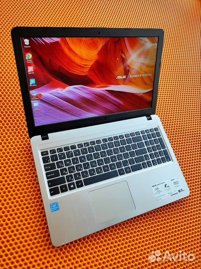 Asus 2020 х4ядра/SSD/15.6
