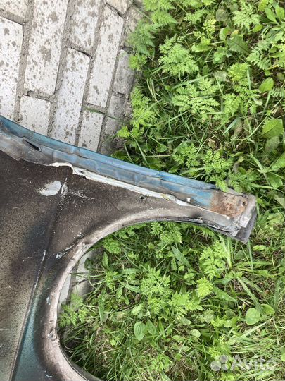 Крыло правое переднее golf 2/jetta 2