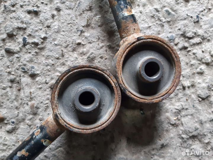 Kia Sorento 1 BL тяга задняя