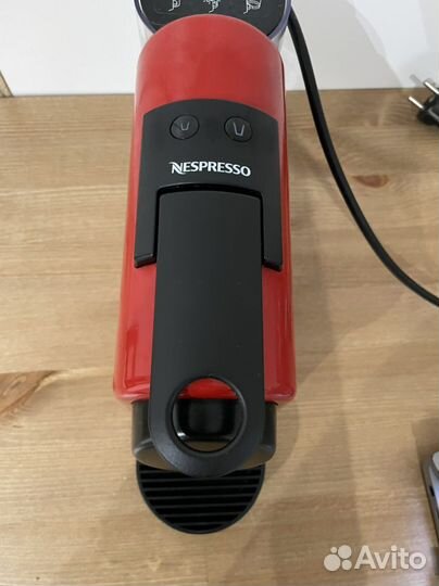 Капсульные кофемашины Nespresso DeLonghi