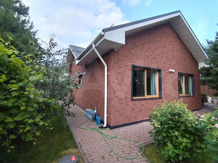 Коттедж 116 м² на участке 5,6 сот.