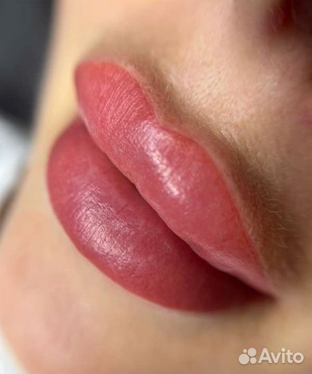 Перманентный макияж бровей губ и век