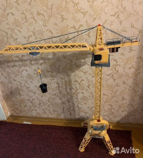 Кран на радиоуправлении