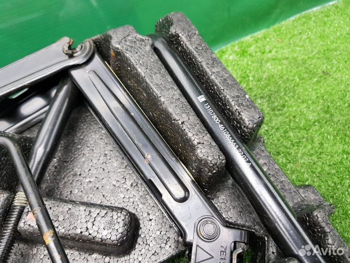 Набор инструментов Saab 9-3 B207R 2007