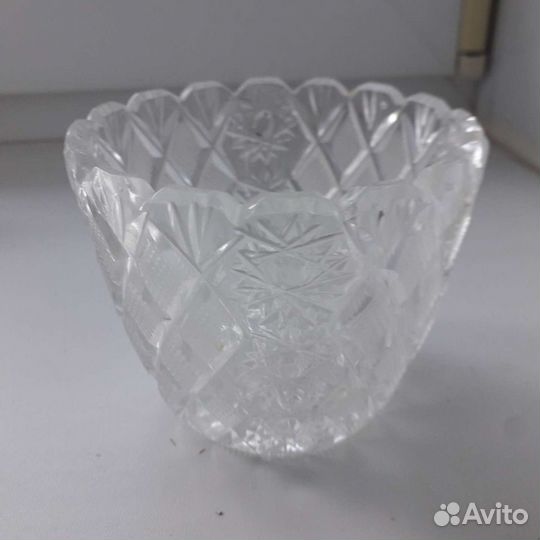 Хрустальная ваза