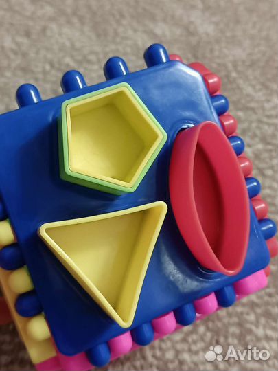 Развивающие игрушки для малышей