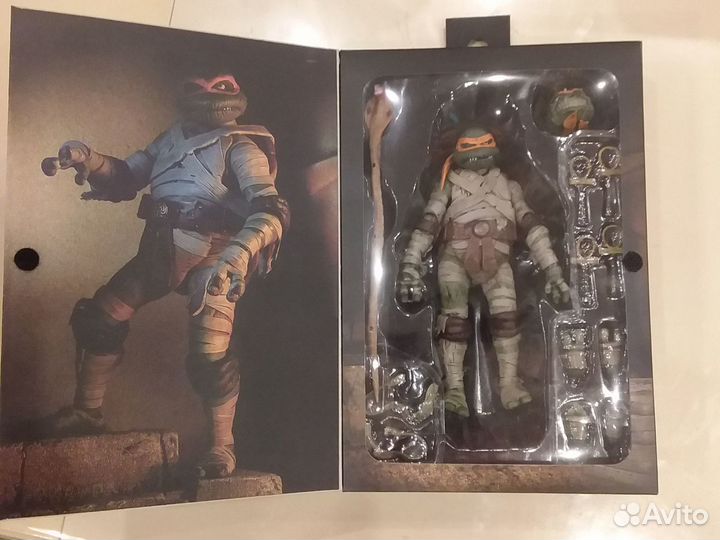 Фигурки Michelangelo and Raphael Neca