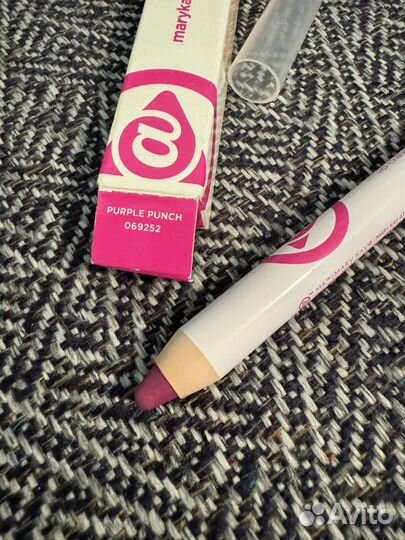 Помада карандаш для губ mary kay