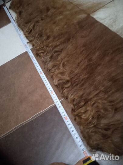 Натуральные волосы на трессе