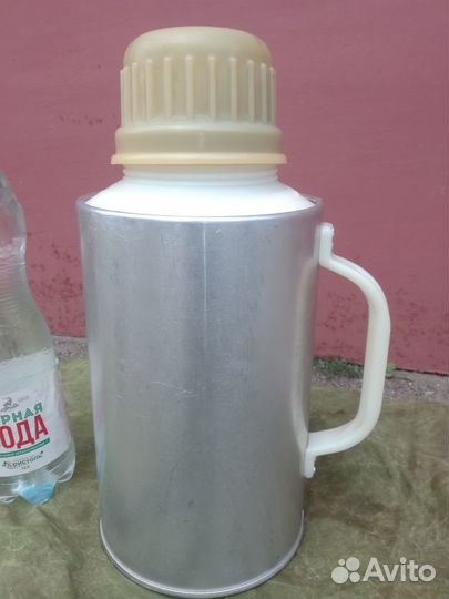 Термос 3л. Для холодой,горячей.ссср.алюмин.колба