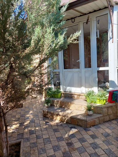 Коттедж 188 м² на участке 3 сот.