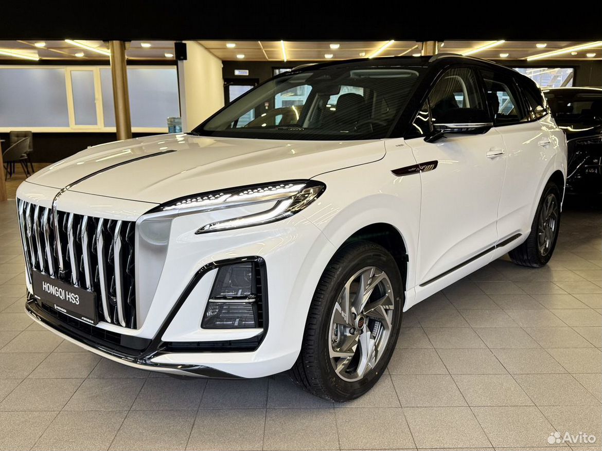 Hongqi HS3 1.5 AMT, 2026