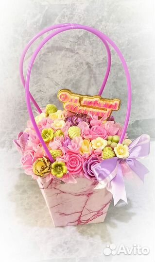 Шоколадные букеты,сумочка с шоколадом