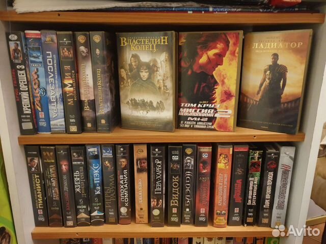 Видеокассеты с фильмами