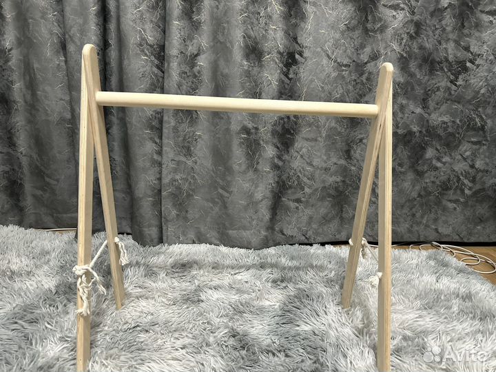 Деревянная дуга, развивающая стойка